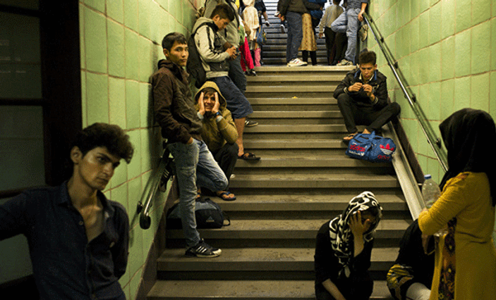 Yunanistan'da sığınmacılar 2 euro için fuhuş yapıyor