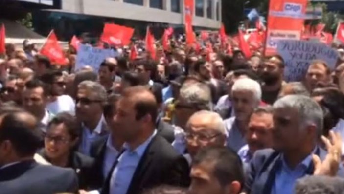 AK Parti'ye yürümek isteyen CHP'lilere yumurtalı tepki