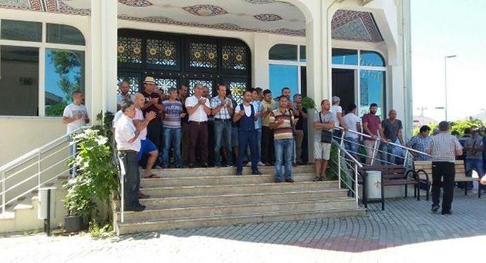 Alanyalı esnaf turist duasına çıktı