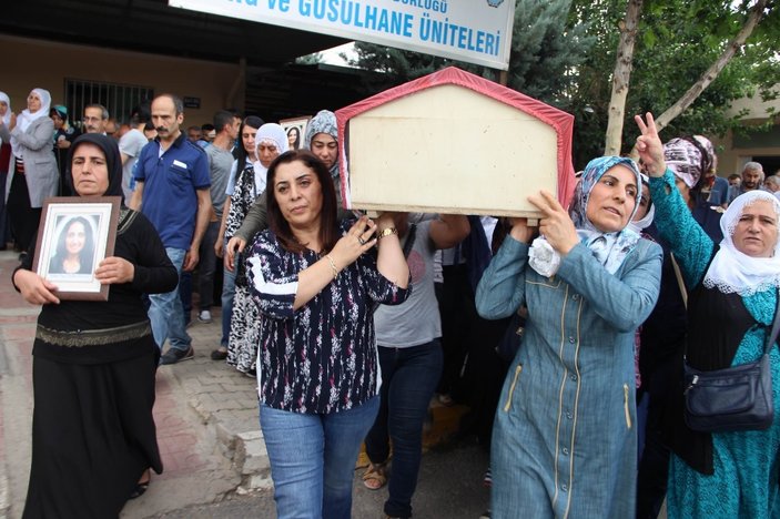 Canlı bomba Diyarbakır'da gömüldü