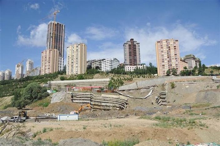 Ankara'da yolun çökmesine neden olan firmaya para cezası