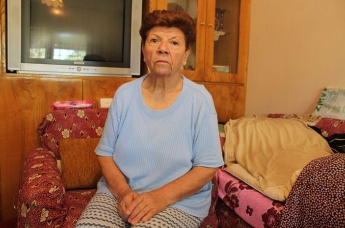İzmirli yaşlı kadın 2 evini de dolandırıcılara kaptırdı