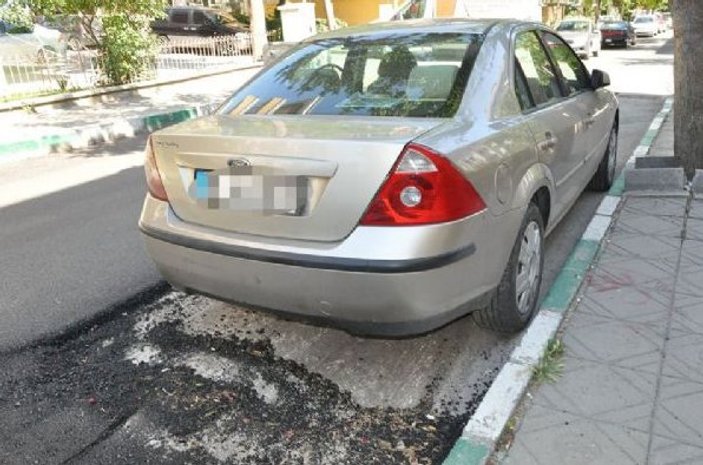 CHP'li belediyeden park eden araca göre asfalt