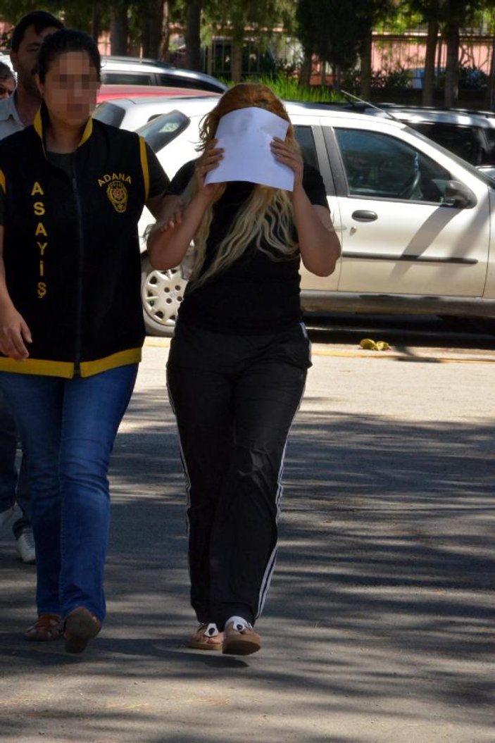 Adana'da abla ile kız kardeşi fuhuştan yakalandı