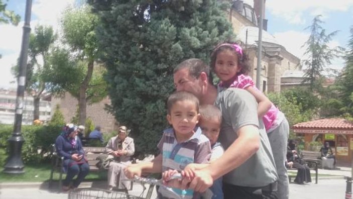 Konya'da baba ve 3 çocuğun tehlikeli yolculuğu