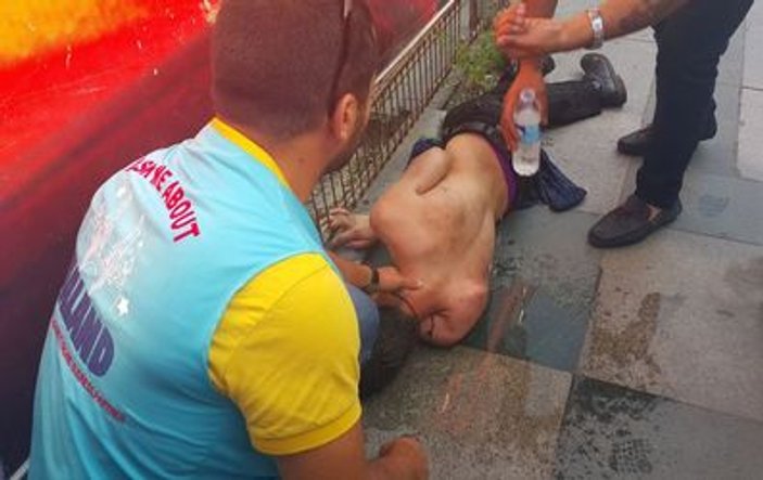 Taksim'de baygın halde bulunan genç hastaneye kaldırıldı
