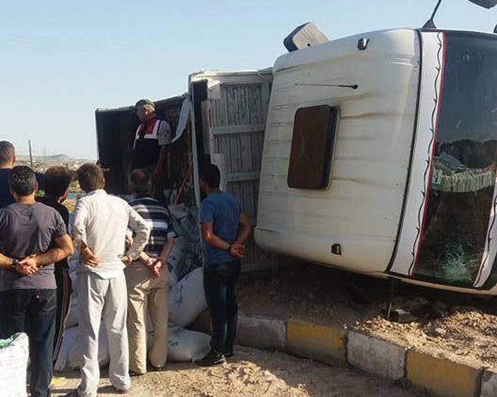 Nevşehir'de kaza yapan kamyondan esrar çıktı