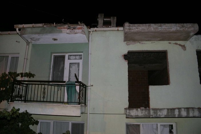 İzmir'de emniyet binasına roketatarlı saldırı