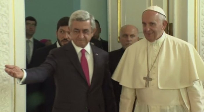 Papa, Sarkisyan ile görüştü