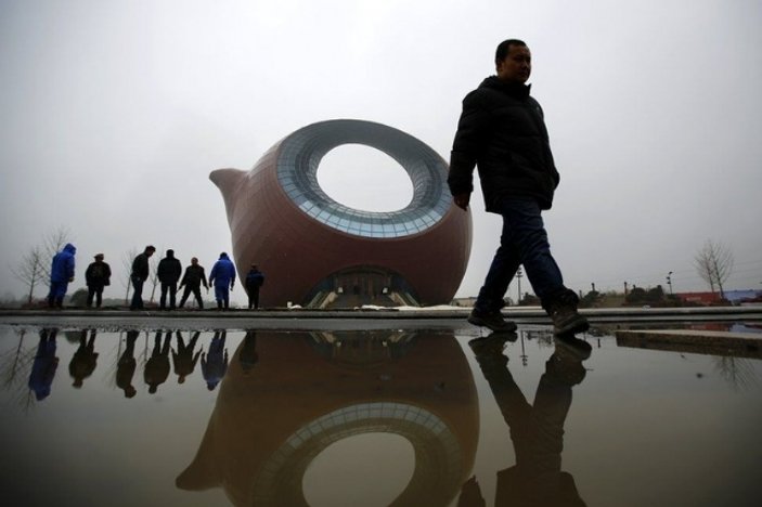 Çin’de tuhaf bina mimarilerine yasak geldi