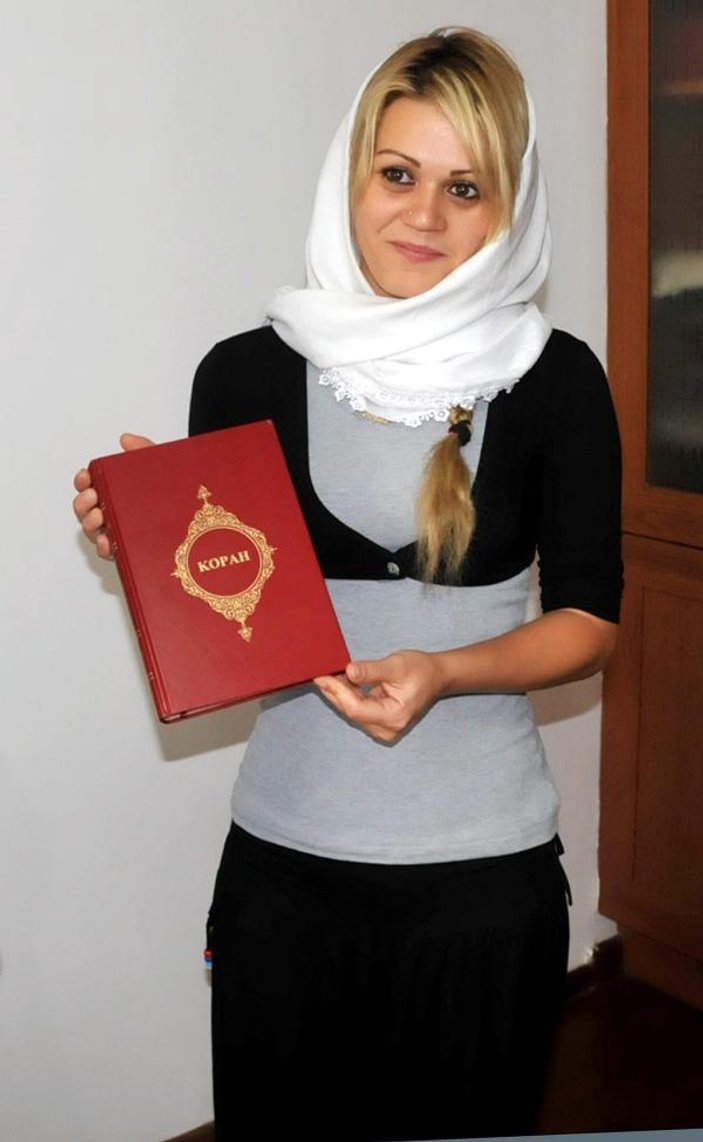 Özbek kızı Müslüman olup Safiye ismini aldı