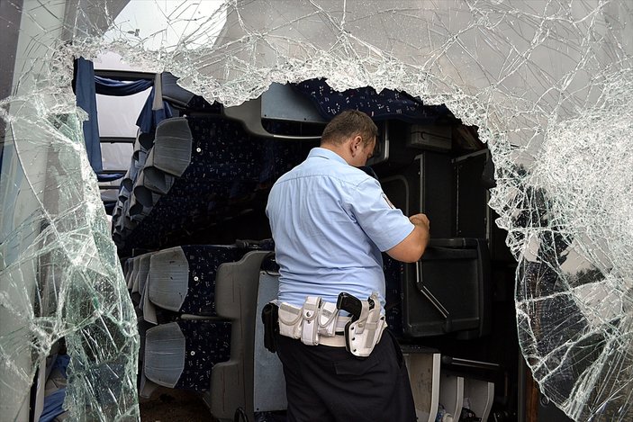 Kastamonu'da yolcu otobüsü devrildi: 25 yaralı