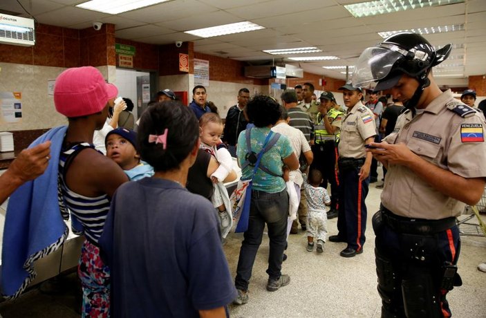Venezuela'da krizi anlatan fotoğraflar
