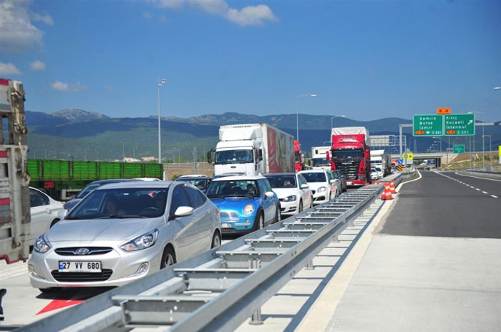 Osmangazi Köprüsü'nde yoğunluk artıyor