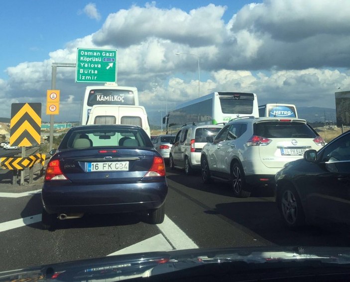 Osmangazi Köprüsü'nde araç yoğunluğu yaşanıyor