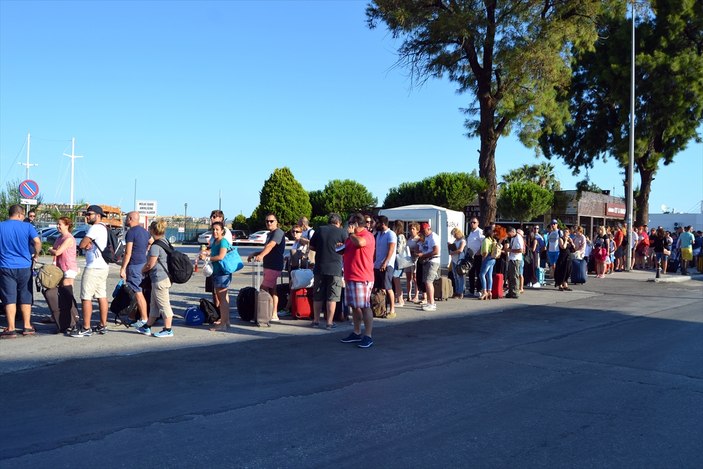 Midilli Adası'nda bayram yoğunluğu