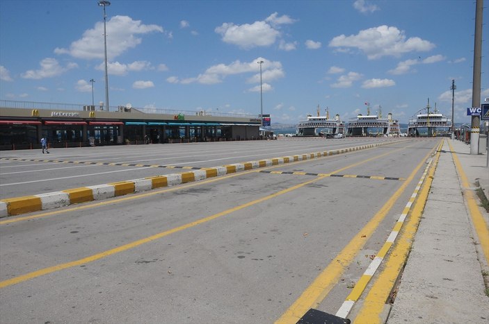 Bayram tatili dönüşü trafik yoğunluğu