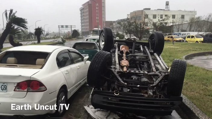 Tayvan'da çıkan fırtınanın inanılmaz gücü