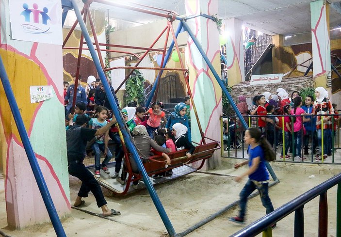 Suriye'de oyun parkı yer altına indirildi