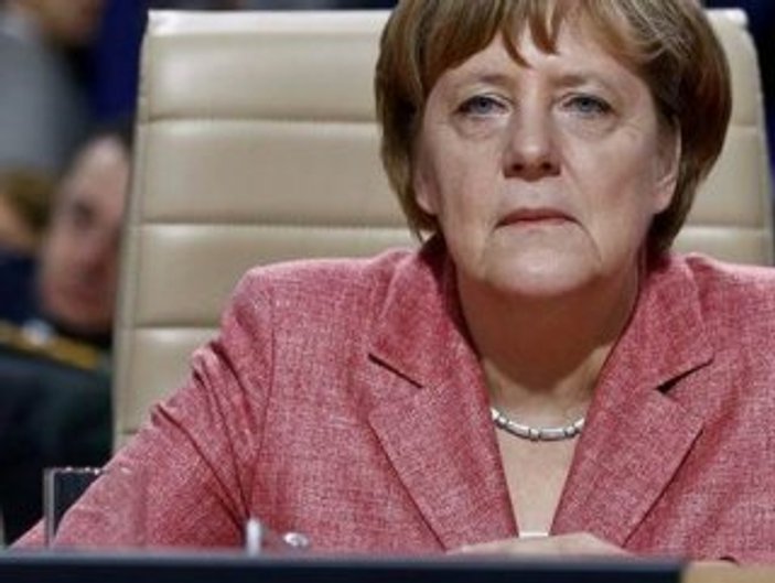 Merkel’den Theresa May açıklaması