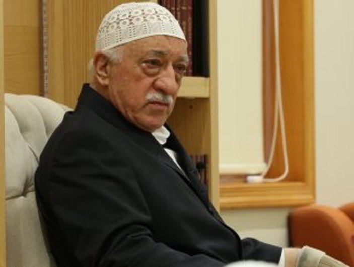 Fethullah Gülen darbecileri sattı