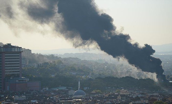 Bursa'da uçan balon şişirme merkezinde yangın çıktı