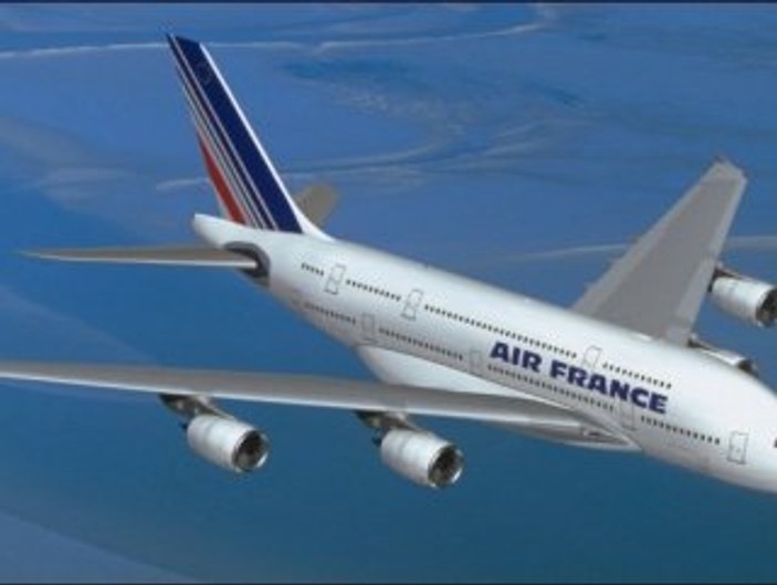 Air France kabin memurları greve gitti