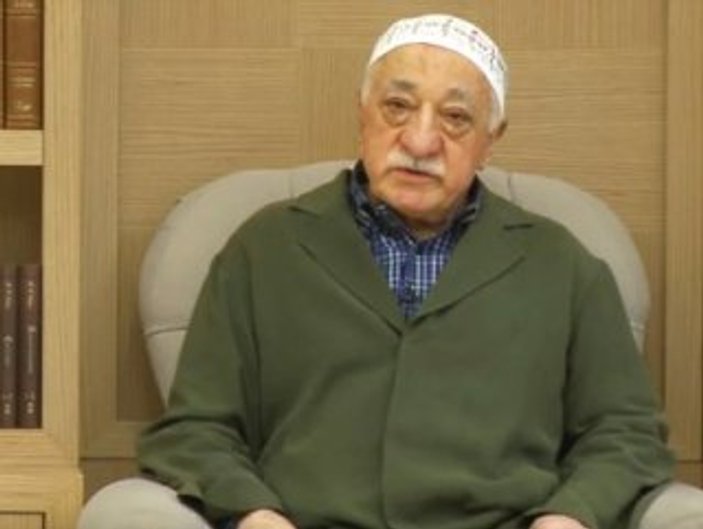 Fethullah Gülen'in ABD'deki malikanesi önünde protesto