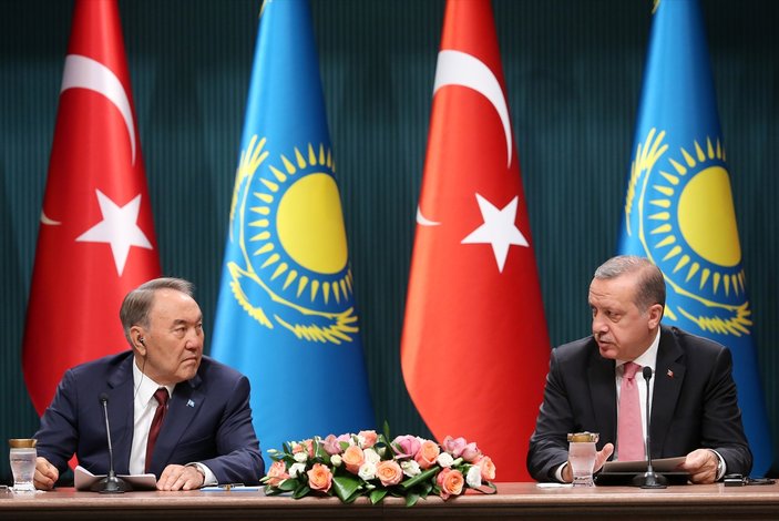 Nazarbayev'den Türkiye'ye Şanghay desteği