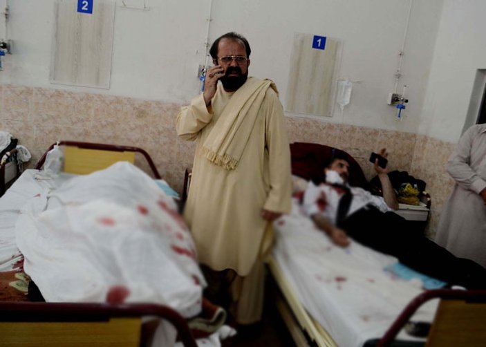 Pakistan'da hastaneye intihar saldırısı: 70 ölü