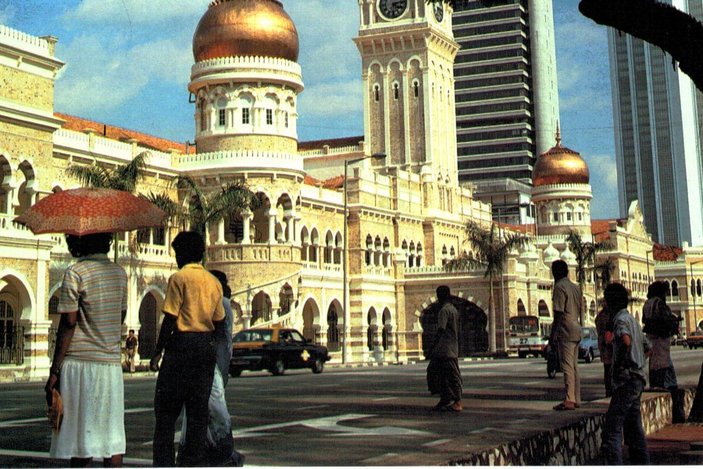 Zıtlıklar kenti: Kuala Lumpur