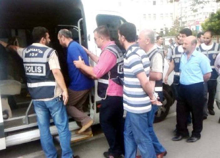 Gaziantep'te FETÖ'nün 6 imamı tutuklandı