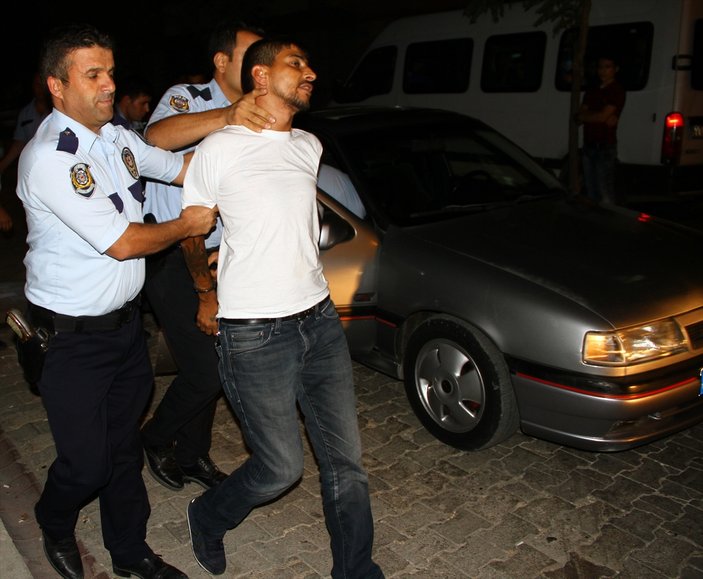 Gaziantep'te polisten kaçan araçtan cephane çıktı