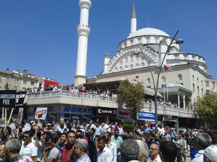 Elazığ'da teröre karşı tepki yürüyüşü