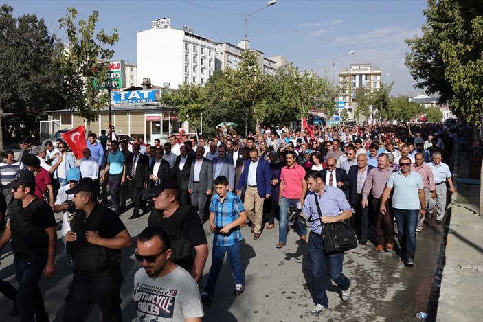 Van'da PKK protestosu