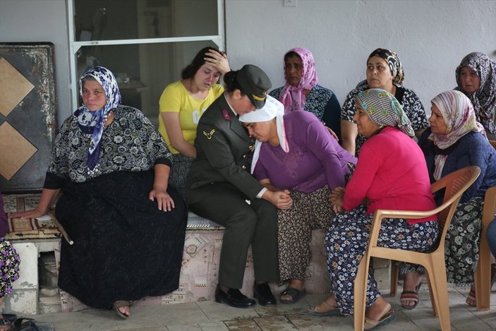 Yaralandıktan sonra göreve dönüp şehit oldu