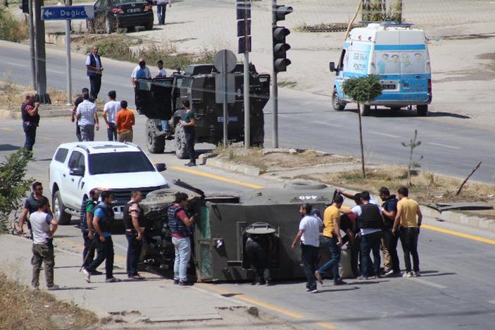 Hakkari'de zırhlı araç kazası: 1 şehit