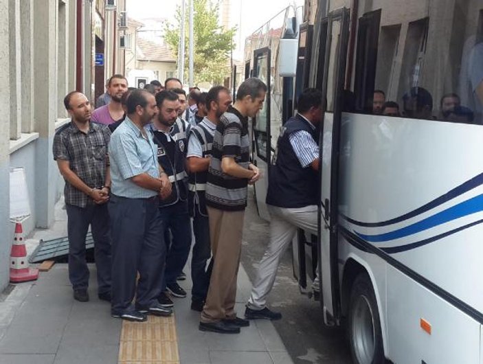 Bilecik'te 24 emniyet mensubu tutuklandı