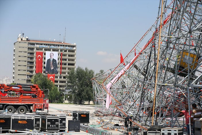 Atatürk Kültür Merkezi'ndeki geçit töreni iptal edildi