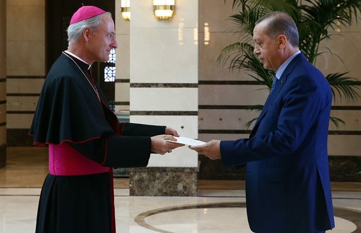 Erdoğan Vatikan büyükelçisini kabul etti
