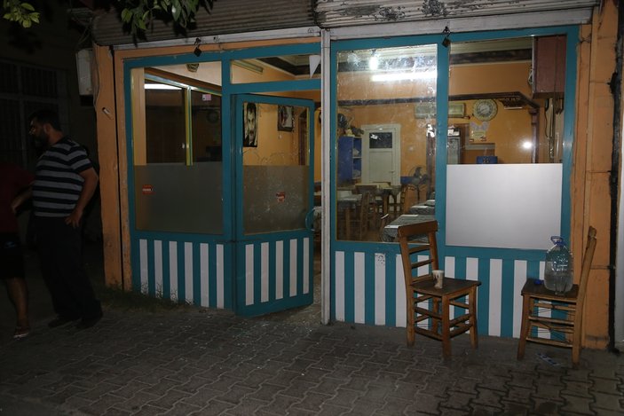 Adana'da kahvehaneye silahlı saldırı: 4 yaralı