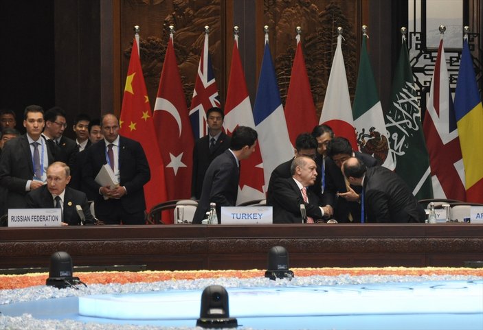 G20'de Japonya lideri Abe Erdoğan ile konuştu