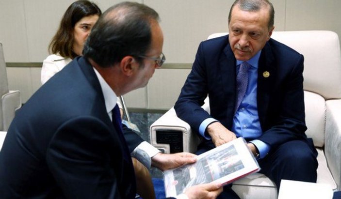 Erdoğan'dan Hollande'a darbe girişimini anlatan kitap