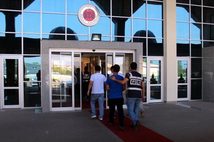 Edirne’de 5 polis FETÖ’den gözaltına alındı