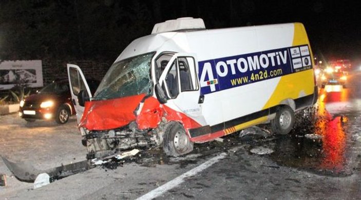 Bodrum'da feci kaza : 1 ölü, 4 yaralı