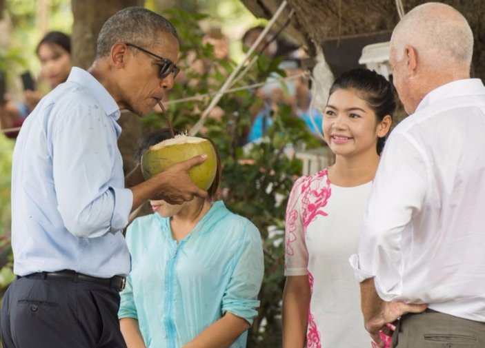 Obama Laos'ta