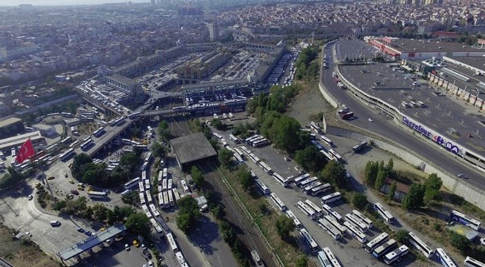 Esenler Otogarı'ndaki trafik çilesi havadan görüntülendi