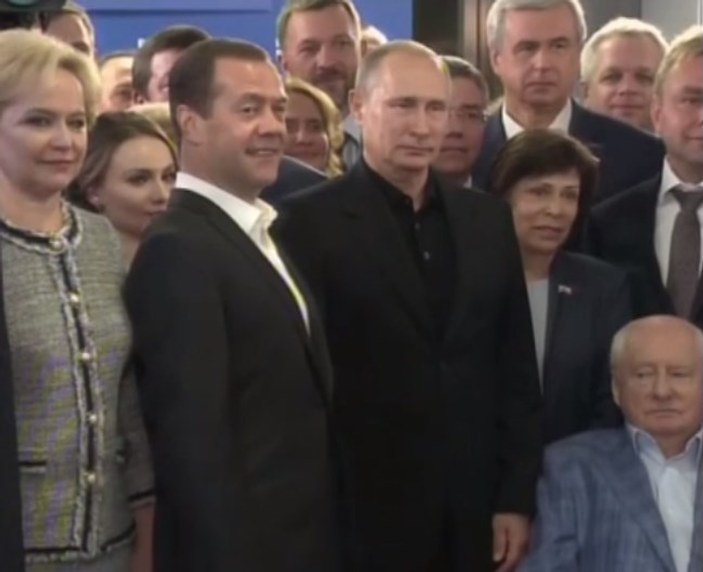 Rusya'daki Duma seçimini Putin'in partisi kazandı