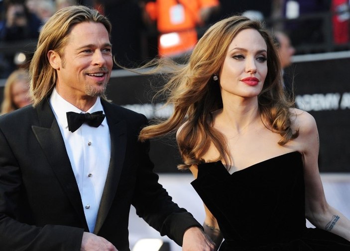 Brad Pitt Angelina Jolie'yi aldattı iddiası