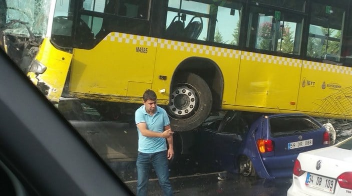 Metrobüs kazasının sebebi şoförle yolcunun tartışması